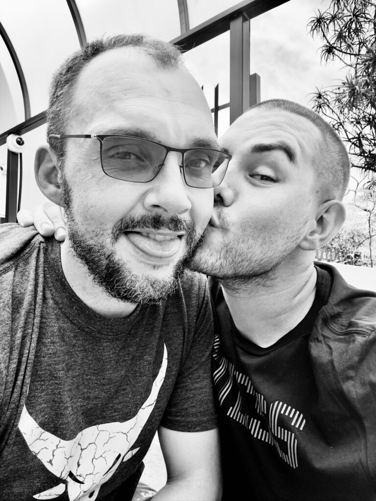 This image has an empty alt attribute; its file name is IMG_4321-768x1024.jpg